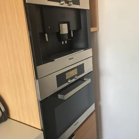 Eiffel Tower Lacoste * Paryż