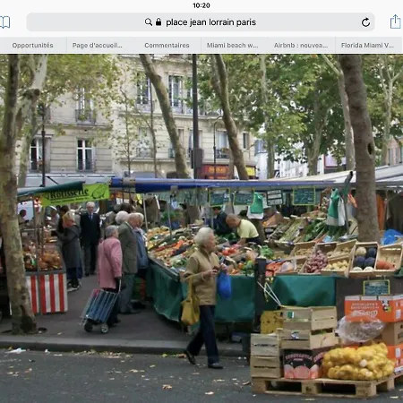 Eiffel Tower Lacoste * Paris